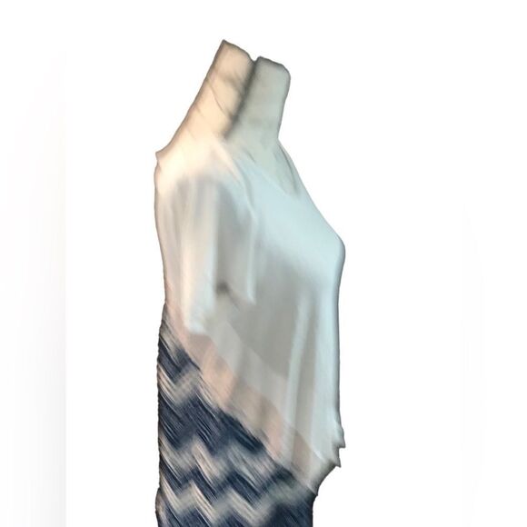 American Dream Medium Cream and Blue Hi Low Top - Picture 9 of 11